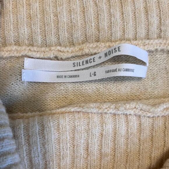 Urban Outfitters Cropped Cowl Neck Sweater in Cream Women’s Size Large - Picture 4 of 6